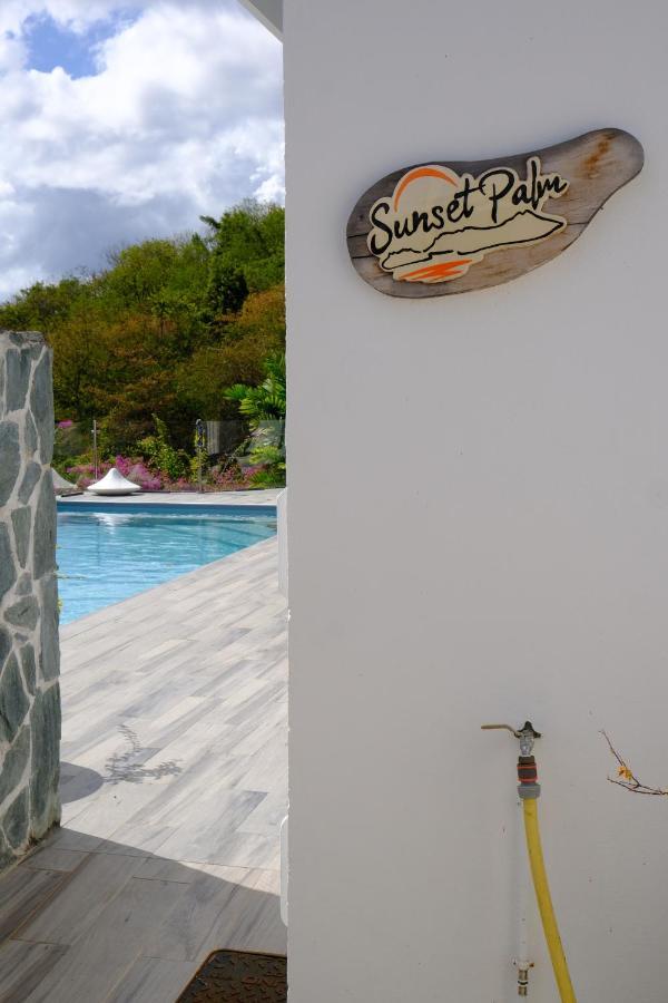 Sunset Palm - Villa Creole Avec Piscine Face Au Coucher De Soleil Et A La Reserve Cousteau Bouillante Luaran gambar