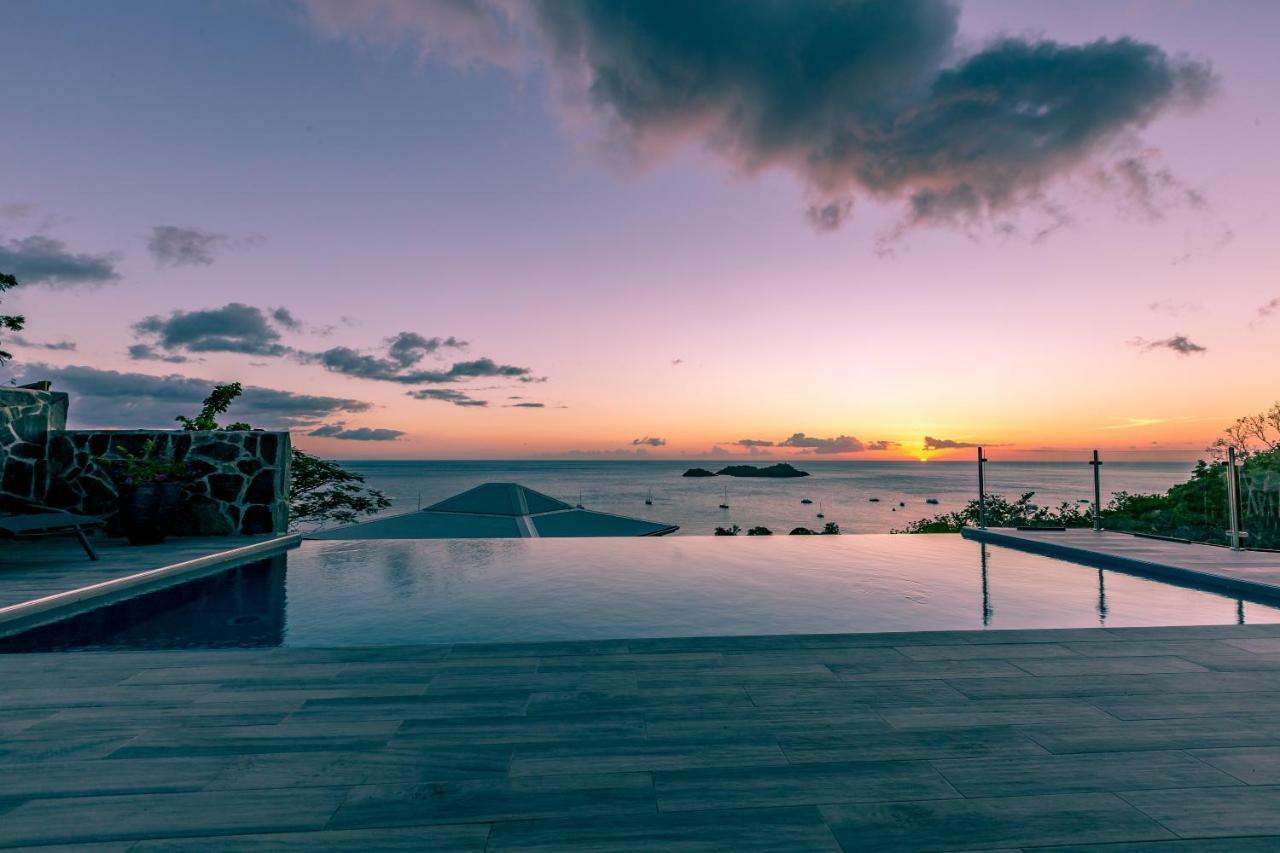 Sunset Palm - Villa Creole Avec Piscine Face Au Coucher De Soleil Et A La Reserve Cousteau Bouillante Luaran gambar